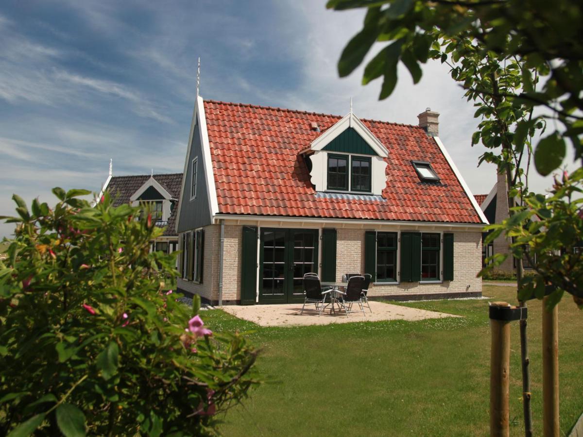 Comfy Villa In Wieringer Style Near The Wadden Sea Hippolytushoef Extérieur photo