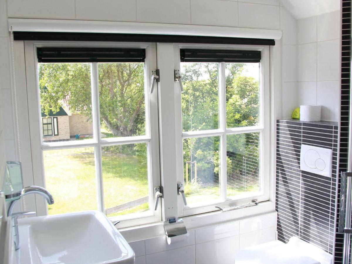 Comfy Villa In Wieringer Style Near The Wadden Sea Hippolytushoef Extérieur photo